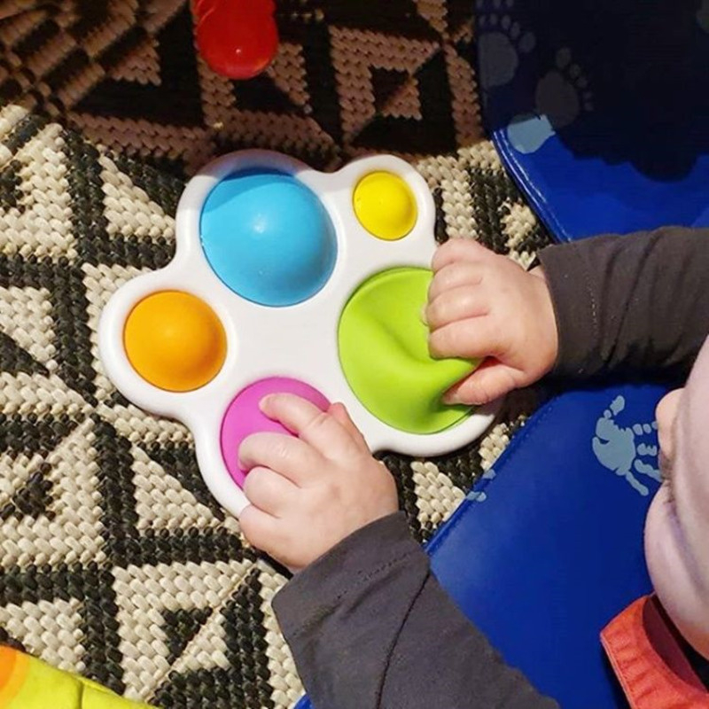 Busy board pour bébé planche sensorielle - Un petit génie