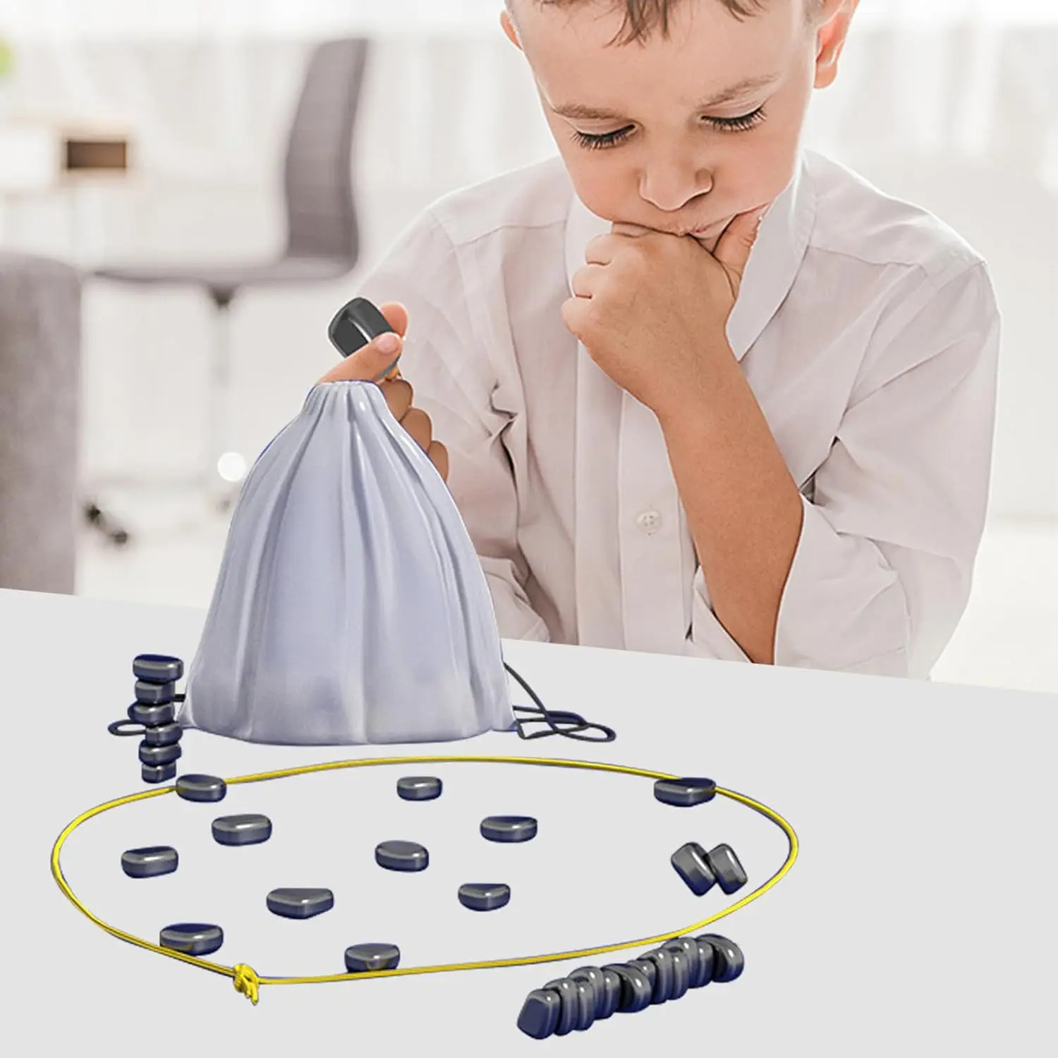 Jeu de construction magnétique pour enfants de 24 pièces avec un enfant jouant