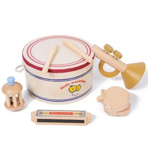 Lot de 5 instruments de musique sur fond blanc