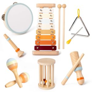 Lot de 7 instruments de musique sur fond blanc