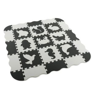 Tapis de sol bébé modulable avec animaux sur fond blanc